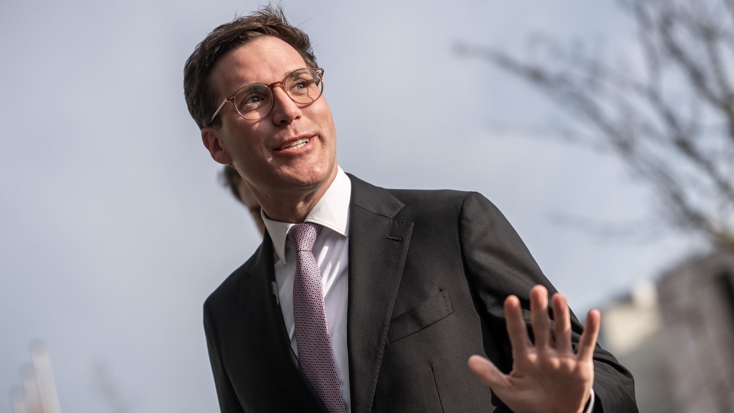 German Elections: How Income & Joblessness Shape AfD Support